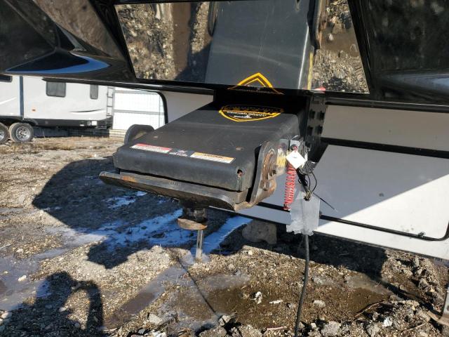 4YDF35525LZ990732 - 2020 KEYSTONE TRAILER TWO TONE photo 8