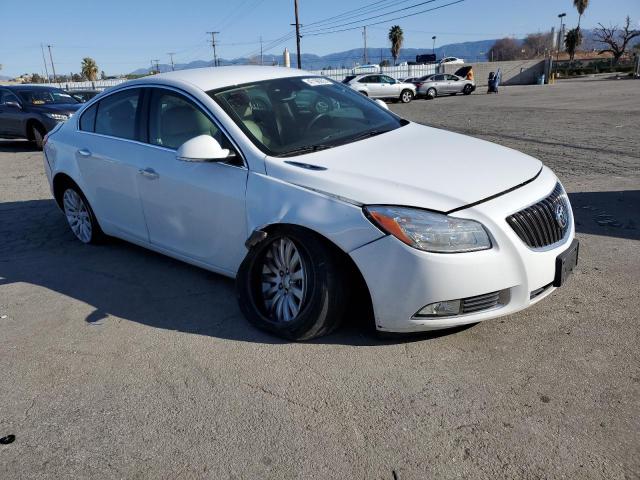 2G4GS5EV6D9126011 - 2013 BUICK REGAL PREMIUM WHITE photo 4