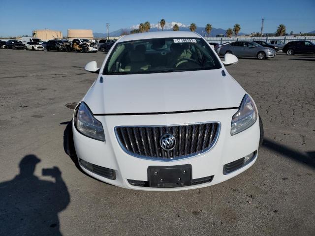 2G4GS5EV6D9126011 - 2013 BUICK REGAL PREMIUM WHITE photo 5