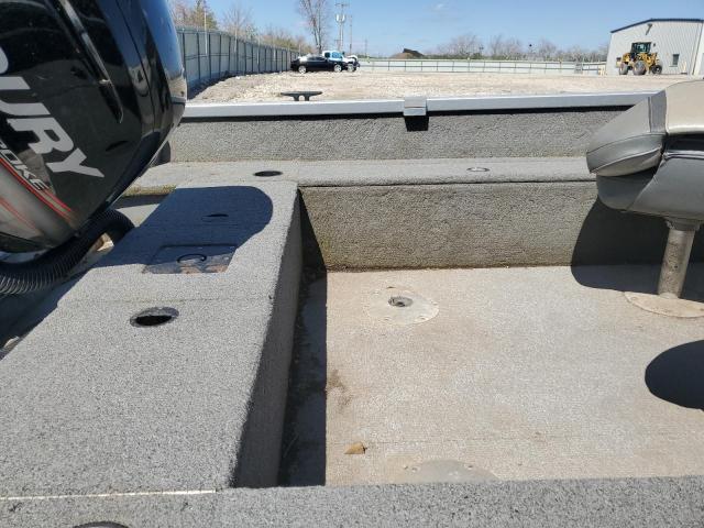 ACBV7855H819 - 2019 ALUM COMP 165 WHITE photo 6