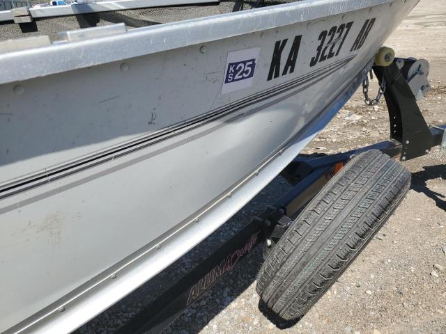 ACBV7855H819 - 2019 ALUM COMP 165 WHITE photo 9