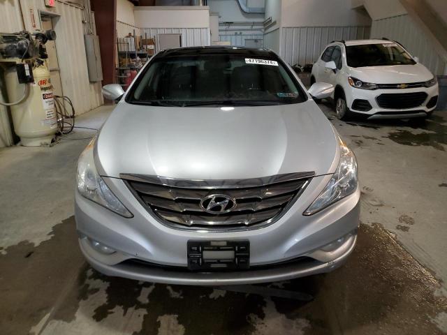 5NPEC4ABXDH684682 - 2013 HYUNDAI SONATA SE SILVER photo 5