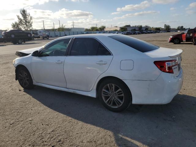 4T1BF1FK5CU163726 - 2012 TOYOTA CAMRY BASE WHITE photo 2