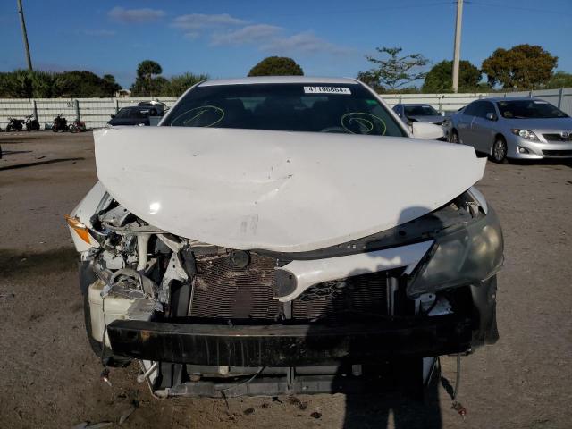 4T1BF1FK5CU163726 - 2012 TOYOTA CAMRY BASE WHITE photo 5