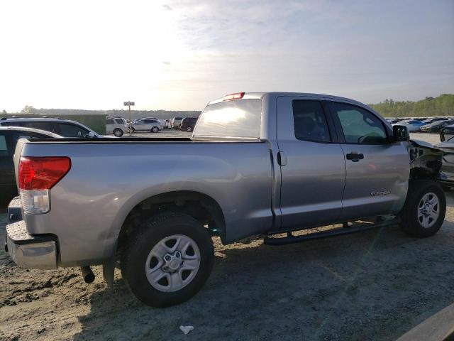 5TFRM5F16AX007956 - 2010 TOYOTA TUNDRA DOUBLE CAB SR5 SILVER photo 3