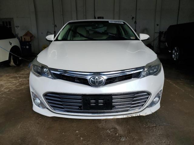 4T1BK1EBXDU074779 - 2013 TOYOTA AVALON BASE 白色 照片 5