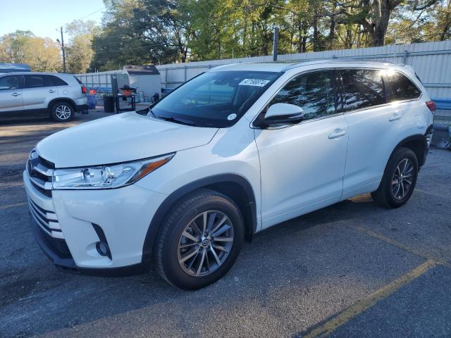 2017 TOYOTA HIGHLANDER SE, 