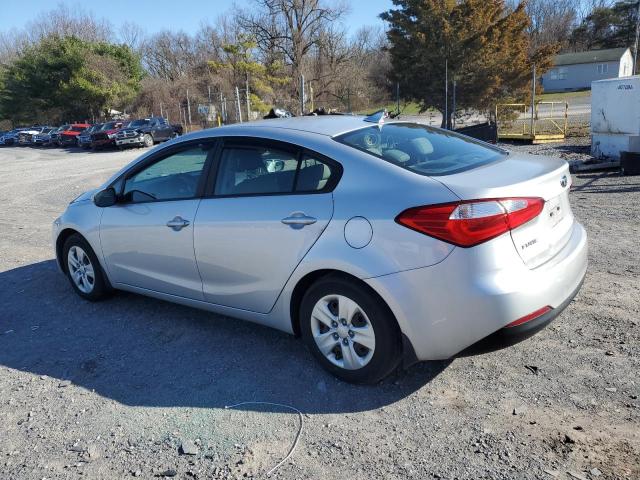 KNAFK4A67G5598015 - 2016 KIA FORTE LX SILVER photo 2