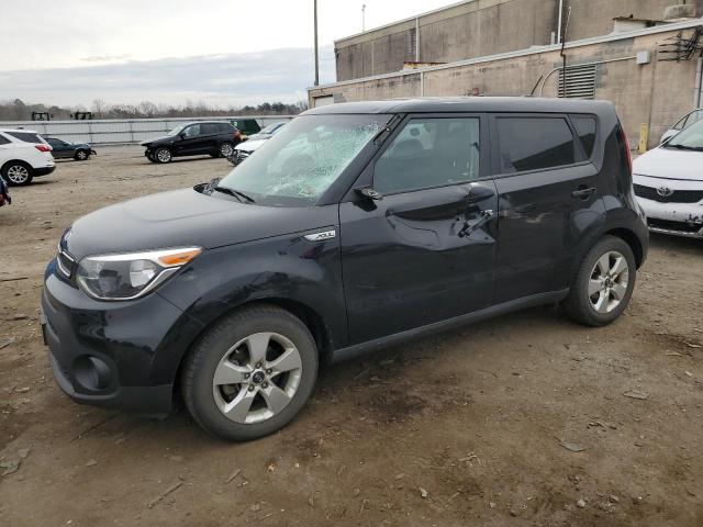 KNDJN2A22J7511882 - 2018 KIA SOUL BLACK photo 1