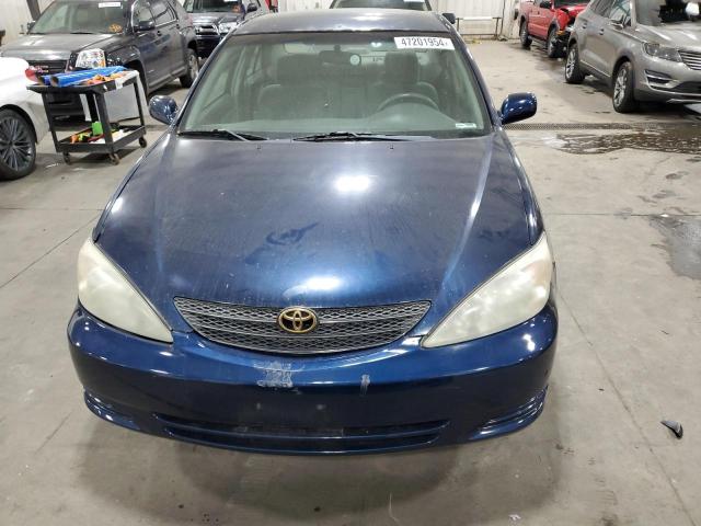 4T1BE32K03U210052 - 2003 TOYOTA CAMRY LE BLUE photo 5