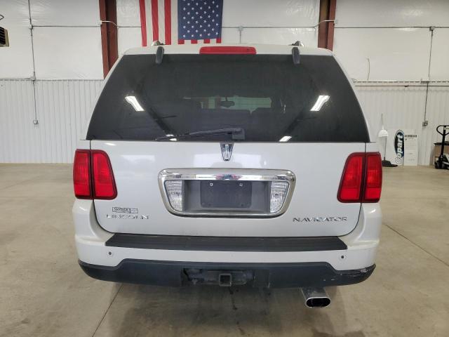 5LMFU27525LJ04631 - 2005 LINCOLN NAVIGATOR 白色 照片 6