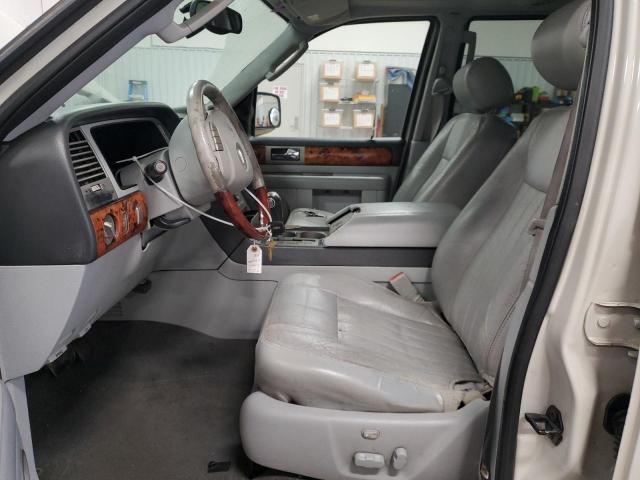 5LMFU27525LJ04631 - 2005 LINCOLN NAVIGATOR 白色 照片 7