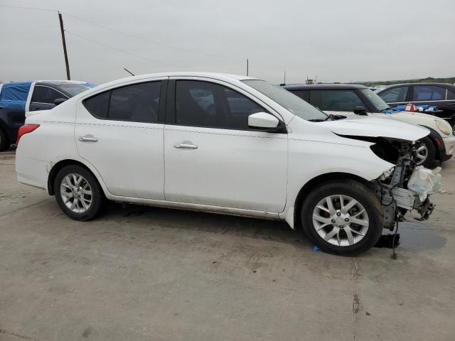 3N1CN7AP4FL935085 - 2015 NISSAN VERSA S WHITE photo 4