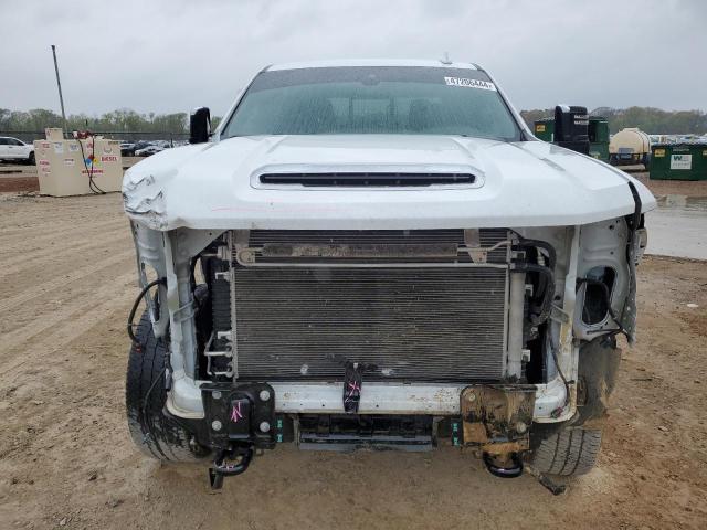 1GC4YPE79NF338025 - 2022 CHEVROLET SILVERADO K2500 HEAVY DUTY LTZ WHITE photo 5