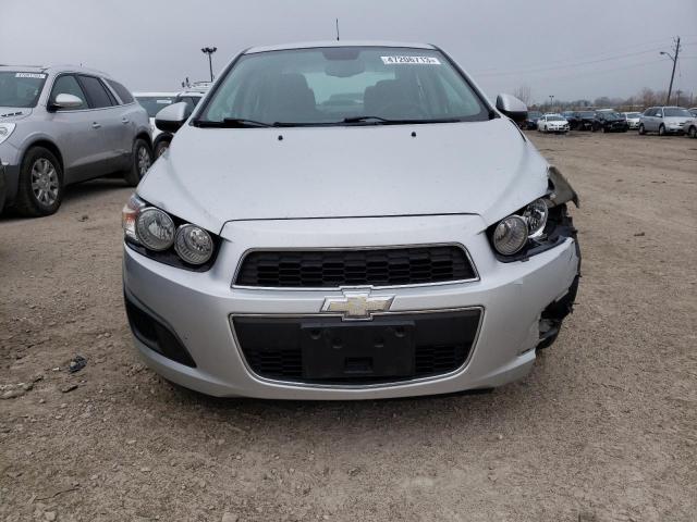 1G1JA5SH2C4200742 - 2012 CHEVROLET SONIC LS 银色 照片 5