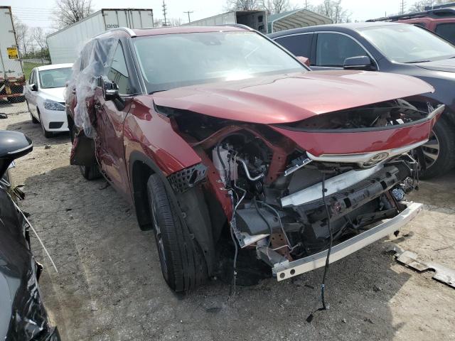 5TDGZRBH2NS208686 - 2022 TOYOTA HIGHLANDER XLE BURGUNDY photo 4