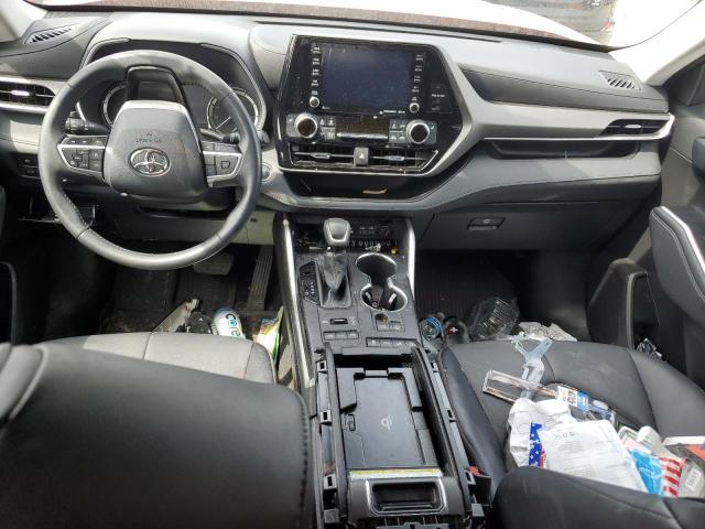 5TDGZRBH2NS208686 - 2022 TOYOTA HIGHLANDER XLE BURGUNDY photo 8