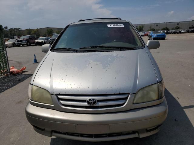 4T3ZF13C42U459581 - 2002 TOYOTA SIENNA LE SILVER photo 5