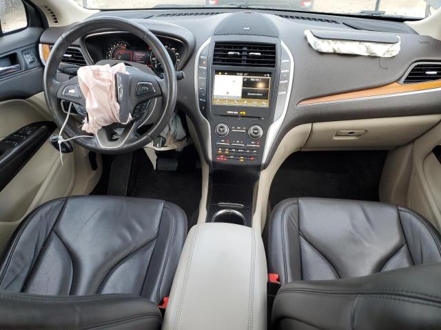 5LMCJ2C95HUL00405 - 2017 LINCOLN MKC SELECT Schwarz Foto 8