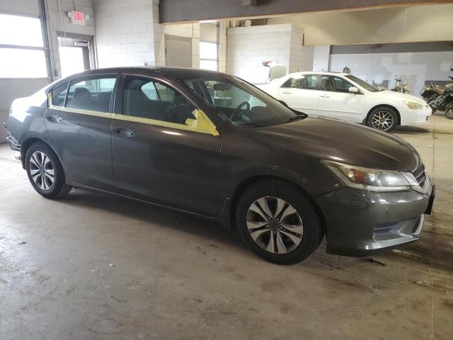 1HGCR2F35DA246348 - 2013 HONDA ACCORD LX GRAY photo 4