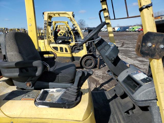 D187V32391B - 2004 HYST FORKLIFT YELLOW photo 5