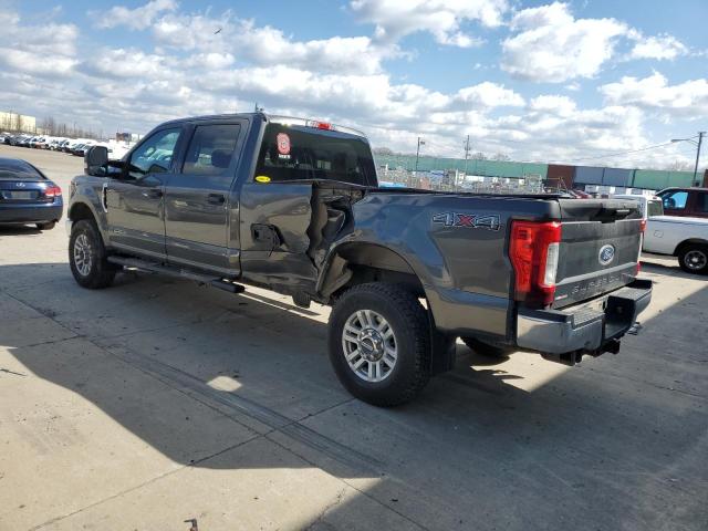 1FT7W2BT2JEB21679 - 2018 FORD F250 SUPER DUTY GRAY photo 2