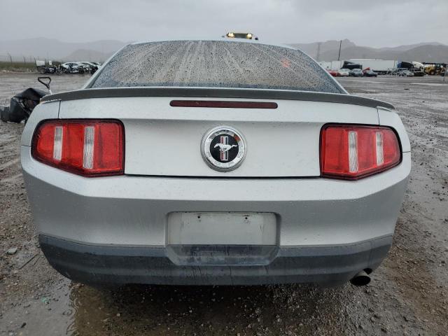 1ZVBP8AN1A5148947 - 2010 FORD MUSTANG GRAY photo 6