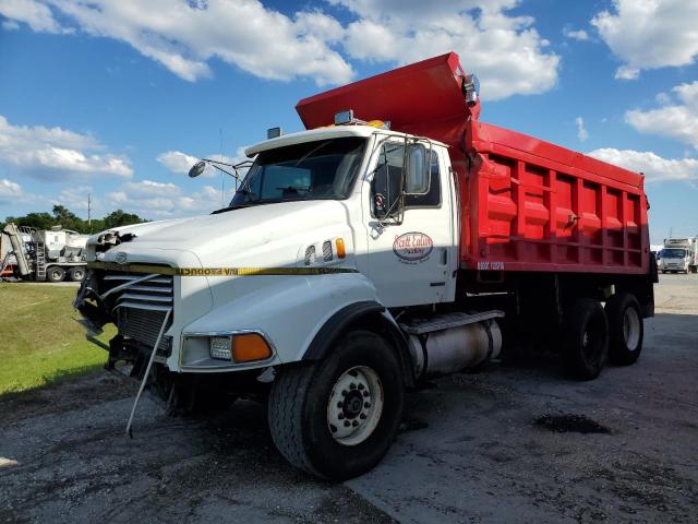 2FZXKECBXYAB08439 - 2000 STERLING TRUCK LT 9513 WHITE photo 2