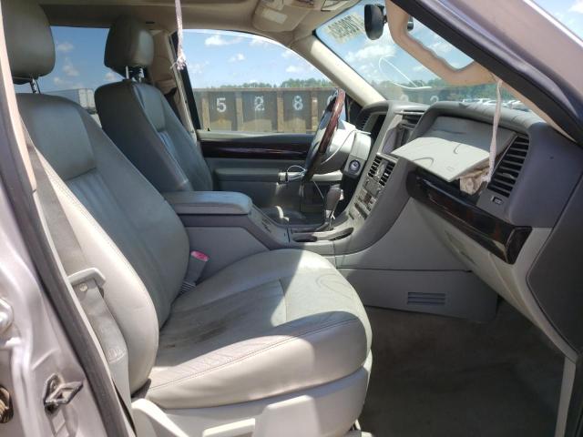 5LMEU78H03ZJ32228 - 2003 LINCOLN AVIATOR 银色 照片 5