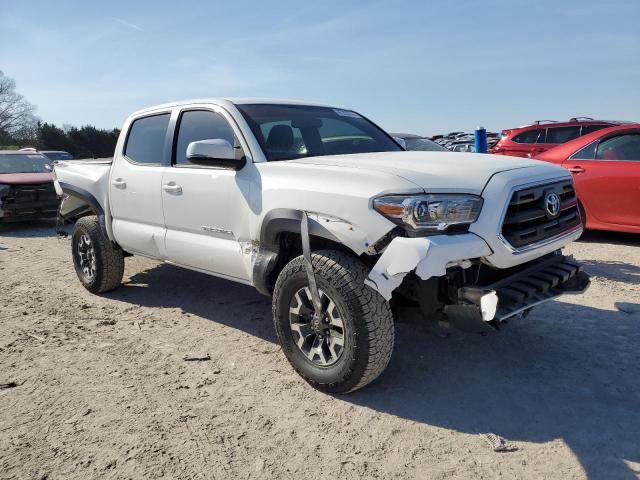 3TMCZ5AN4HM073438 - 2017 TOYOTA TACOMA DOUBLE CAB WHITE photo 4