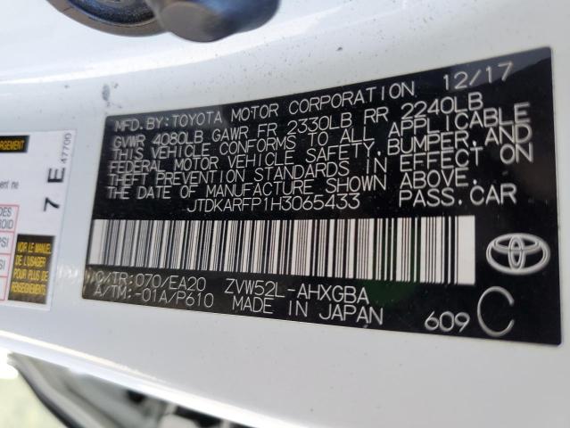 JTDKARFP1H3065433 - 2017 TOYOTA PRIUS PRIM 白色 照片 12