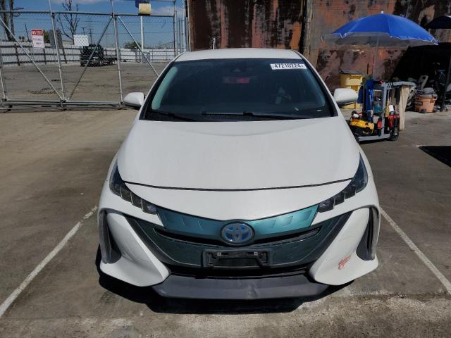 JTDKARFP1H3065433 - 2017 TOYOTA PRIUS PRIM WHITE photo 5