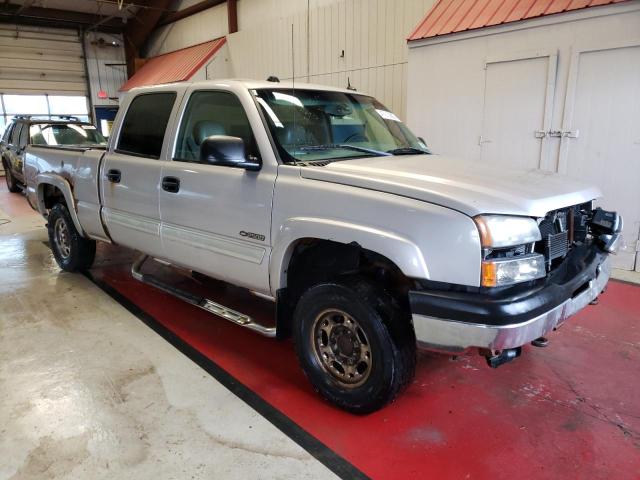 1GCGK23U94F188653 - 2004 CHEVROLET SILVERADO K2500 SILVER photo 4