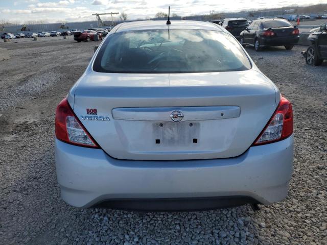 3N1CN7AP4GL898265 - 2016 NISSAN VERSA S SILVER photo 6