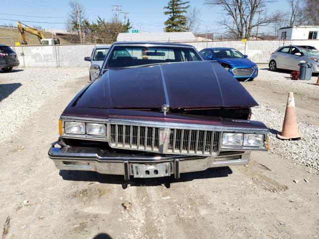 1G2BT69HXFX261829 - 1985 PONTIAC PARISIENNE BROUGHAM BLACK photo 5