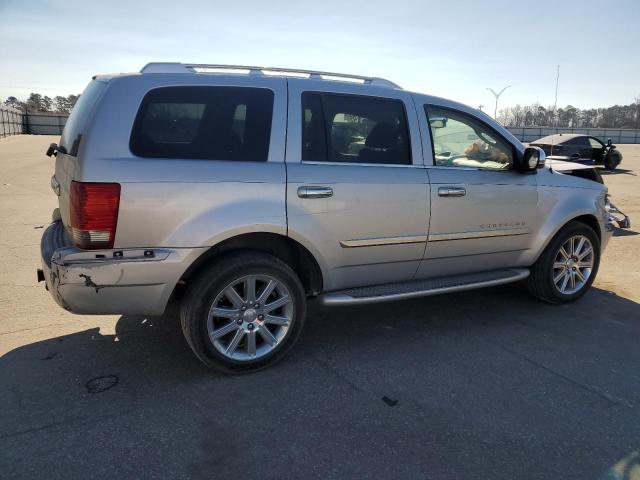 1A8HW58268F145906 - 2008 CHRYSLER ASPEN LIMITED SILVER photo 3