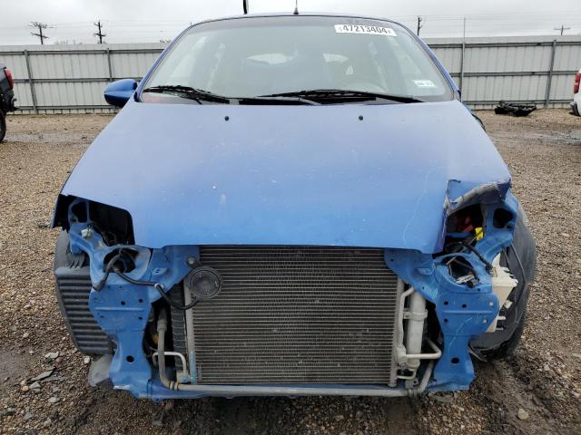 KL1TD62665B461227 - 2005 CHEVROLET AVEO BASE BLUE photo 5