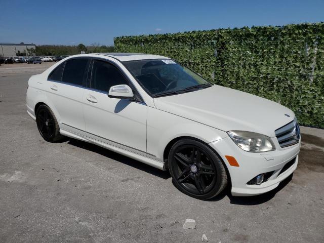 WDDGF56X59R069327 - 2009 MERCEDES-BENZ C 350 WHITE photo 4