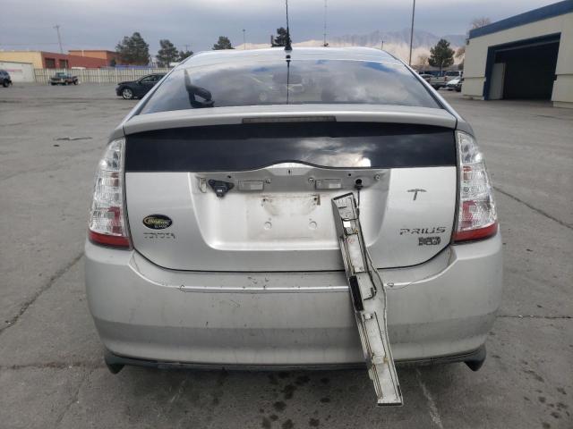 JTDKB20U677552654 - 2007 TOYOTA PRIUS SILVER photo 6