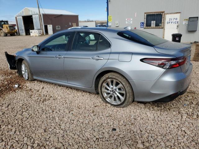 4T1C11AK0PU180417 - 2023 TOYOTA CAMRY LE 银色 照片 2