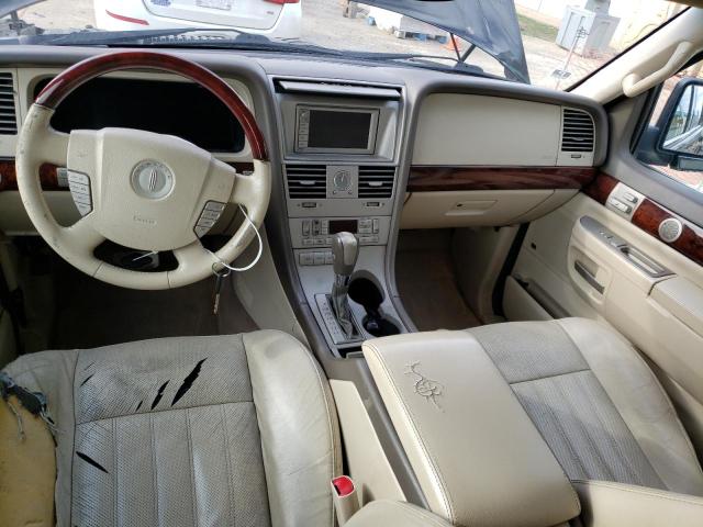 5LMEU88H04ZJ47609 - 2004 LINCOLN AVIATOR 黑色 照片 8