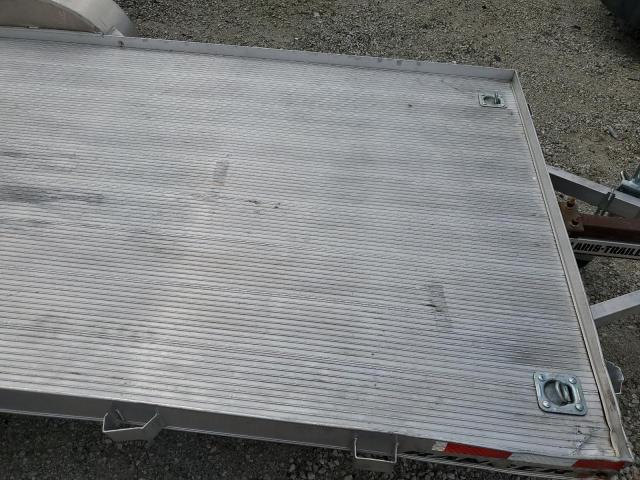 5WFBU1417JB018502 - 2018 UTILITY TRAILER SILVER photo 5