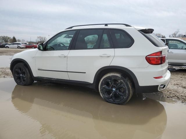 5UXZW0C52CL663584 - 2012 BMW X5 XDRIVE35D WHITE photo 2