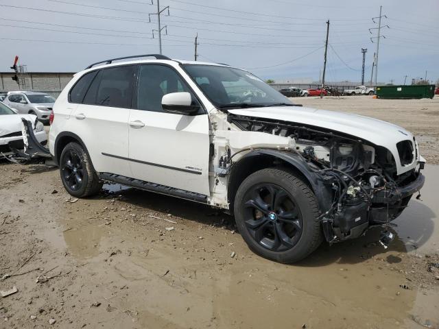 5UXZW0C52CL663584 - 2012 BMW X5 XDRIVE35D WHITE photo 4