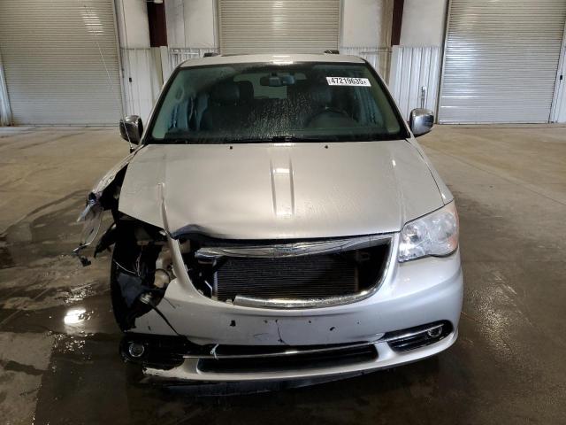 2C4RC1CG3CR395640 - 2012 CHRYSLER TOWN & COU TOURING L SILVER photo 5