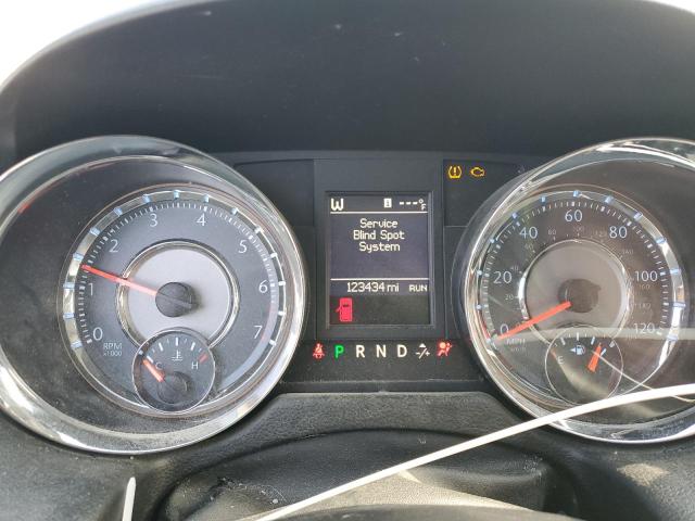 2C4RC1CG3CR395640 - 2012 CHRYSLER TOWN & COU TOURING L SILVER photo 9