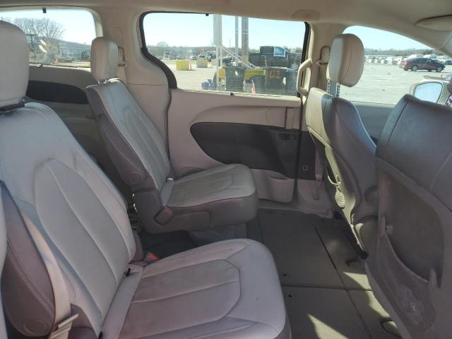 2C4RC1BG9HR609930 - 2017 CHRYSLER PACIFICA TOURING L WHITE photo 11