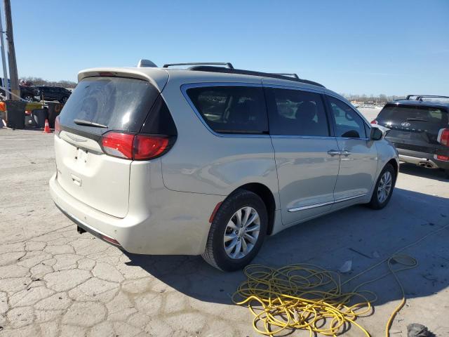 2C4RC1BG9HR609930 - 2017 CHRYSLER PACIFICA TOURING L WHITE photo 3