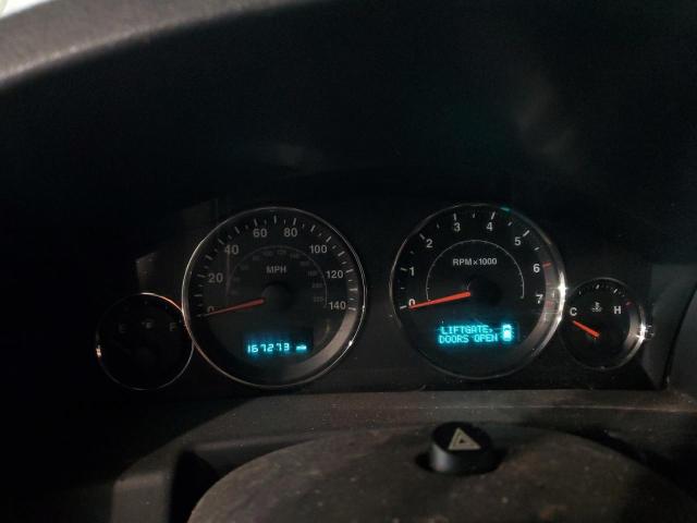 1J8HG48NX6C237696 - 2006 JEEP COMMANDER 银色 照片 9