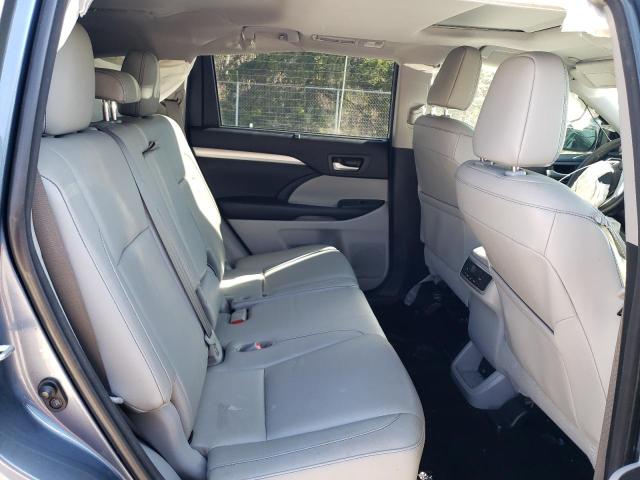 5TDJZRFH2JS492010 - 2018 TOYOTA HIGHLANDER SE GRAY photo 10